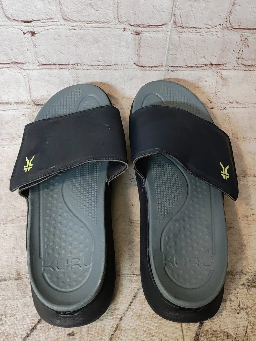Kuru  Moment Premium Slides Mens 11 Orthopedic Slim Ons Swim Beach